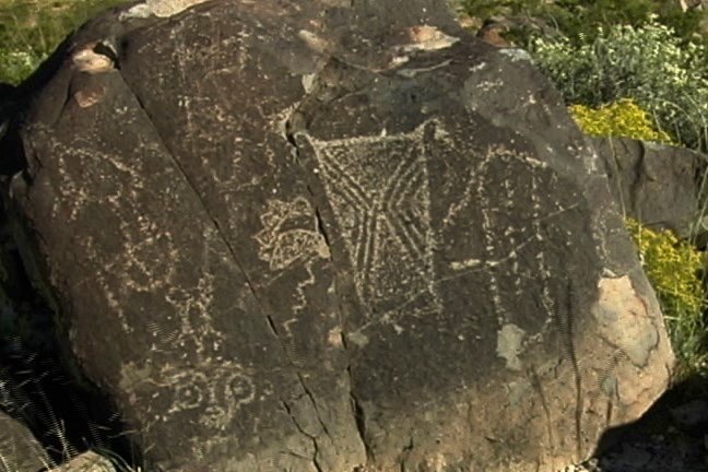 Pectoglyph 11