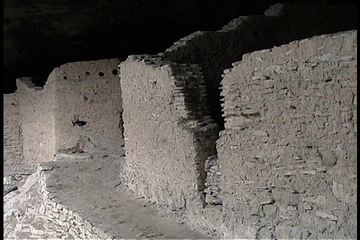 Gila Cliff Dwellings 18